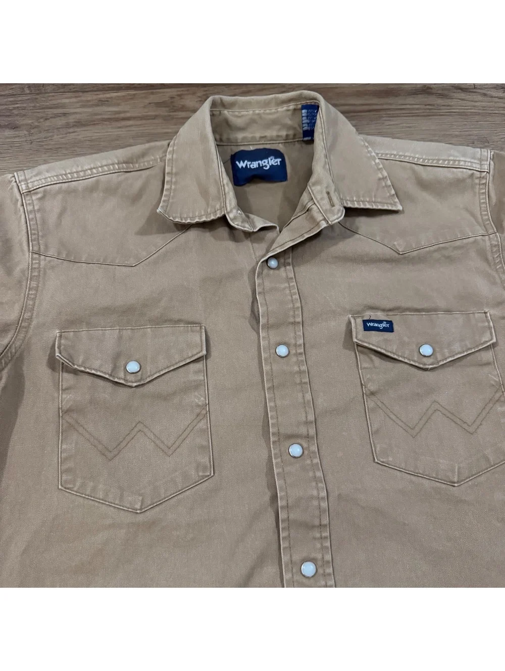 Wrangler men button